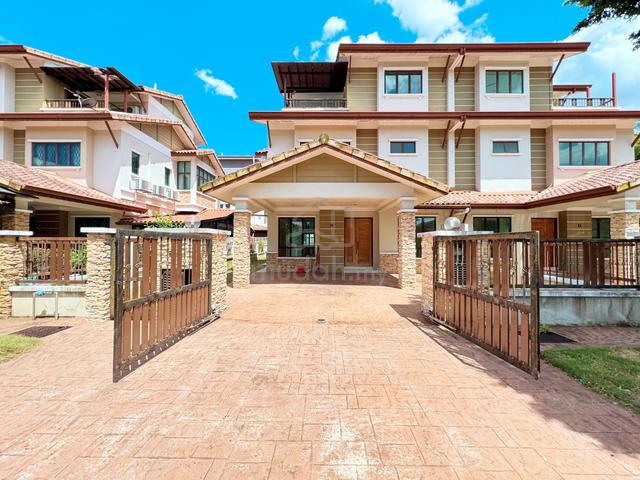SPACIOUS 3 Storey Semi D Mutiara Villa Sg Ramal Kajang EXTRA LAND 1