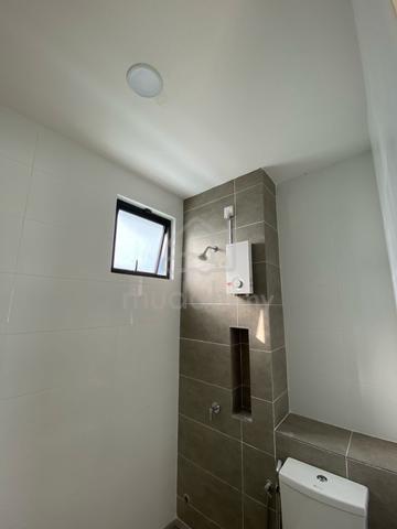 Shah Alam Undisturbed End lot double storey with big side land 5