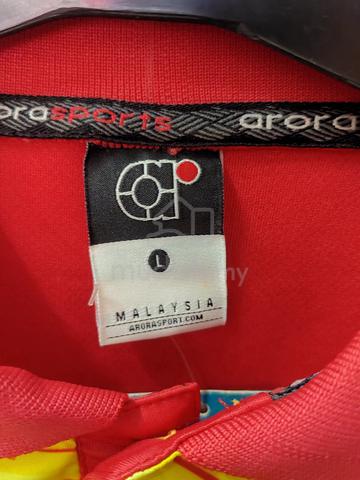 ITEM BARU_T-Shirt ARORA size M Red_Yellow - photo 3 of 5