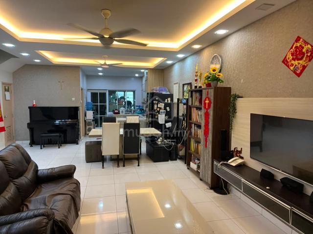 Dato' Onn @Perjiranan 12 Double Storey Terrace For Sales 1