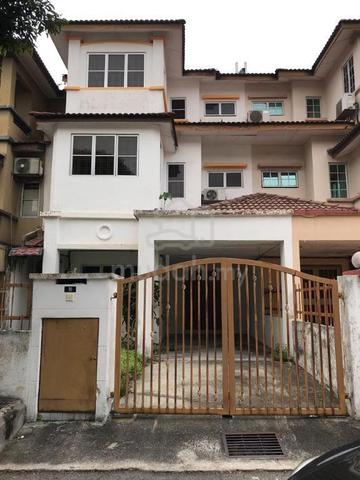 Bandar Puteri Puchong Jaya Wawasan 2.5sty 5rooms 4baths for Rent 1