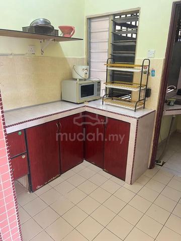Flat PKNS Seksyen 7 Shah Alam 1
