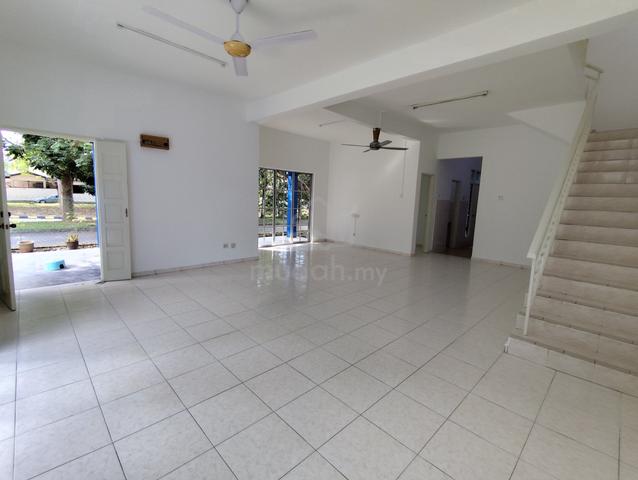 End Lot Double Sotrey Cluster Semi-D @ Vision Homes S2 1