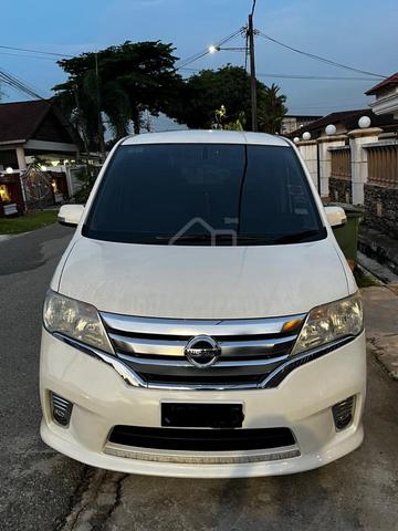 2013 Nissan SERENA 2.0 S-HYBRID HIGHWAY STAR - 1