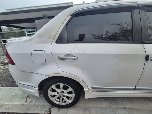 2010 Proton SAGA 1.3 SE (M) - 5