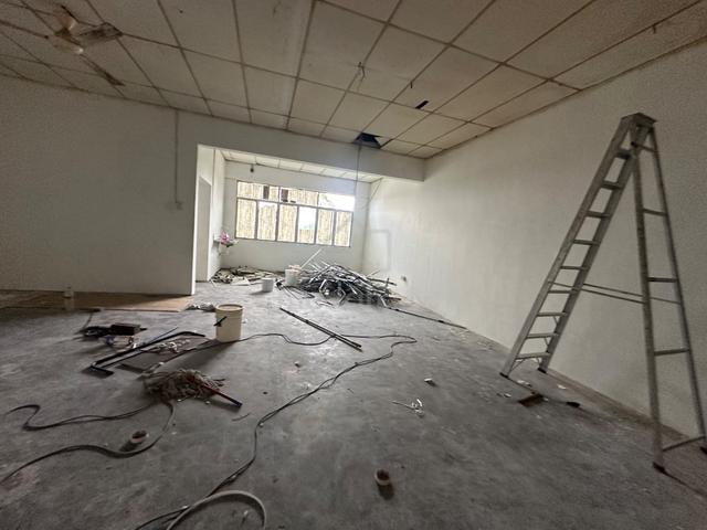 Office Gelang Patah Laman setia 2/20 facing main road 1