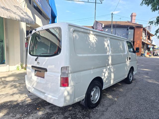 2011 Nissan URVAN 3.0(M)Full Nissan Centre Service - 4
