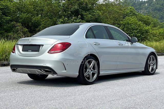 2017 Mercedes Benz C250 AMG - Premium Selection - 4