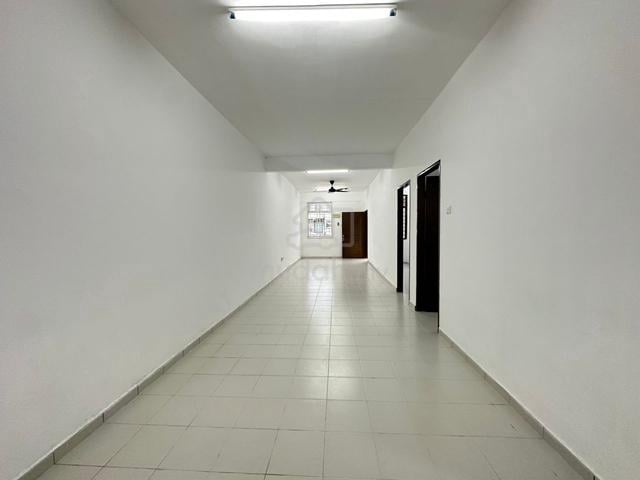 Tmn Scientex Senai|TownHouse Ground Floor|1033sqft|Partial Furnished✨ 1