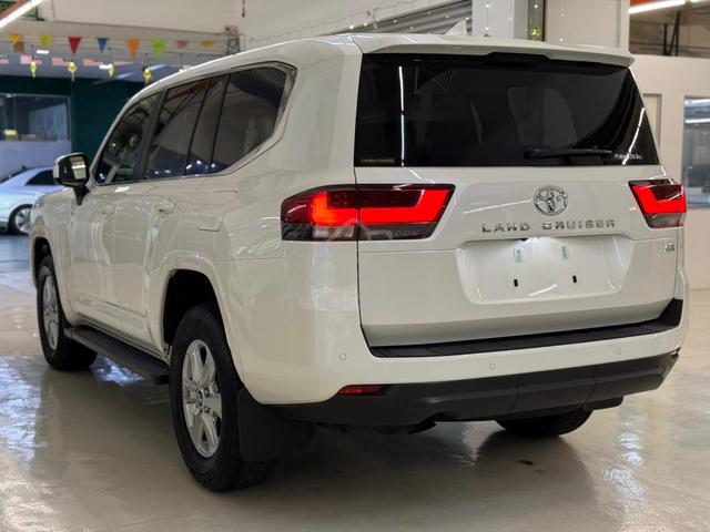 2024 Toyota LANDCRUISER 3.5 AX PETROL (A) - 4