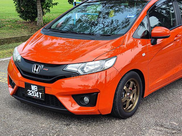 2015 Honda JAZZ RS 1.5 S (A) GK5 FULL LOAN FLRS - 4