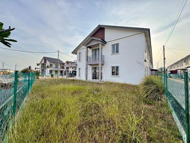 TAMAN HIJRAH FASA 5 CORNER LOT VIEW CANTIK RUMAH BARU BOOKING 1k ONLY 1