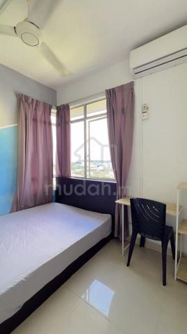 Medium Room Female Unit at Primau1 Condominium Zero Deposit Fully furn 1