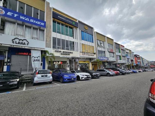 Jalan Pendekar Skudai Tun Aminah Facing Main Road 1