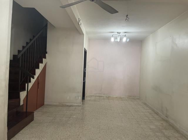 2.5 Storey Terraced House at Taman Sri Sinar, Kuala Lumpur To Let 1