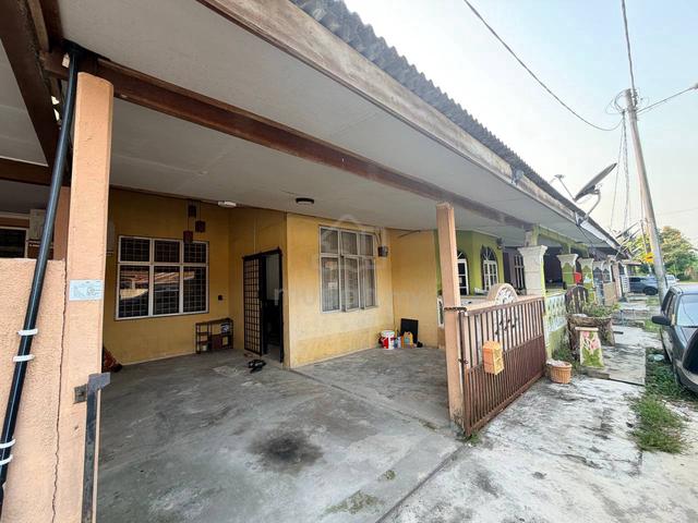 For Sale : Teres Asoka Bandar Baru Bukit Mentok, Kemaman. 1