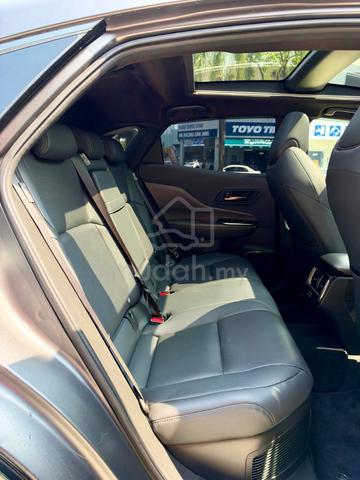 2025 Toyota CROWN 2.5 SPORT RS The Limited Matte - 4