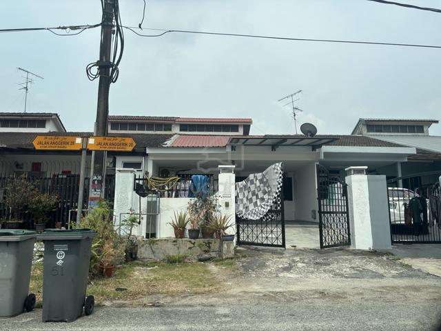 1 story terrace house 1