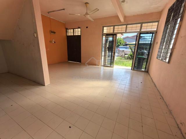 2 Storey Terrace ENDLOT Kota Kenari KULIM Extra LAND backyard (1875sf) 1