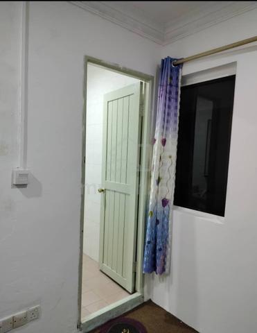 Room for rent  1