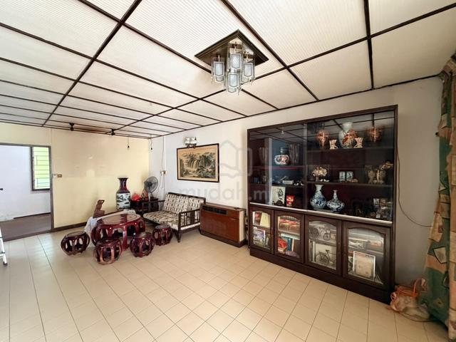 DOUBLE STOREY TERRACE HOUSE FOR SALE AT WINGLI GARDEN BATU LINTANG Srw 1