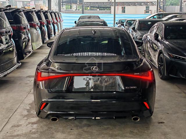 2023 Lexus IS300 2.0 F-SPORT MODE BLACK III (A) - 3