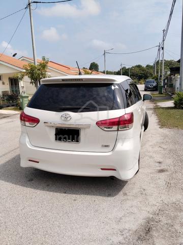 2010 Toyota WISH 1.8 X ZGE20G (A) - 2
