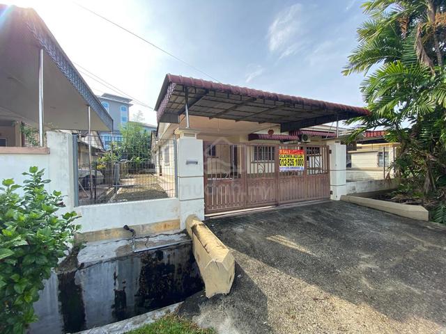 Single storey semi detached house for sale 1