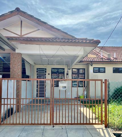 rumah untuk disewa - Taman Guar Perahu Indah 1