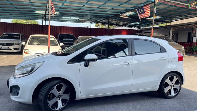 2014 Kia RIO 1.4 UB (A) - 4