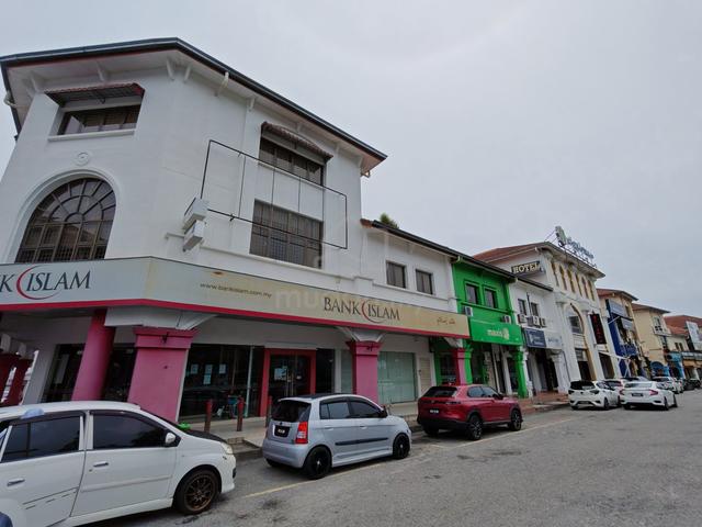 FACING MAINROAD FULLY FURNISHED 2 Sty Shop PRIME AREA Lagenda Heights 1