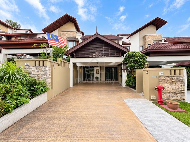 RENOVATED ❗️ 2.5 Storey Laman Sanur Seksyen 13 Shah Alam FOR SALE 1