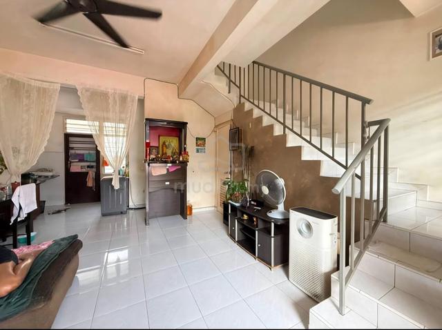 Double Storey Medium Cost Gelang Patah 1