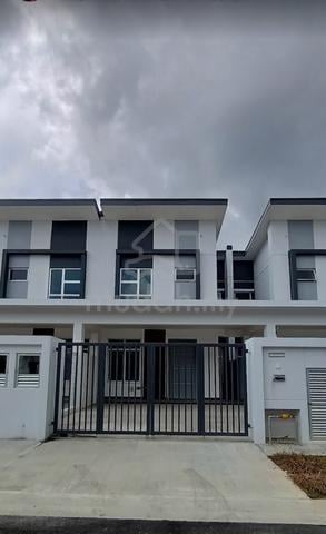 Pasir Gudang / Masai / Ayera Residences / 4 Bedroom / Taman Rinting 1