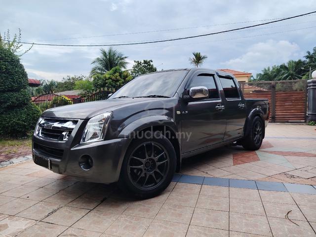 2010 Isuzu D-MAX 2.5 4x2 (STANDARD) (M) - 1