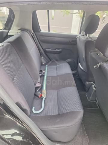2012 Suzuki SWIFT 1.5 GLX FACELIFT (A) - 3