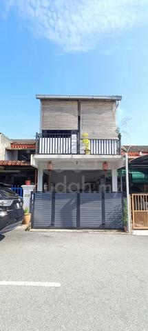 Cozy Modern Designed 2.5 Story Taman Rasah Jaya For Sale Facing North 1