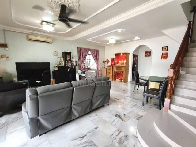 Full Loan/Cornet Lot/2 storey House/Freehold/Nice Condition/Skudai/CIQ 1