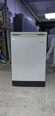 Elba Peti Sejuk Upright Freezer Ltrs Home Appliances Kitchen For Sale In Serdang Selangor