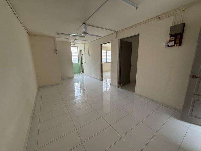 Rumah Pangsa Bercham 1