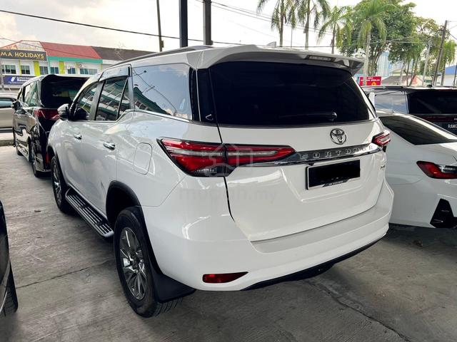 2022 Toyota FORTUNER SRZ 2.7L (A) - 3