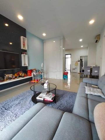 The WaterEdge Apartments @ Senibong Cove 1