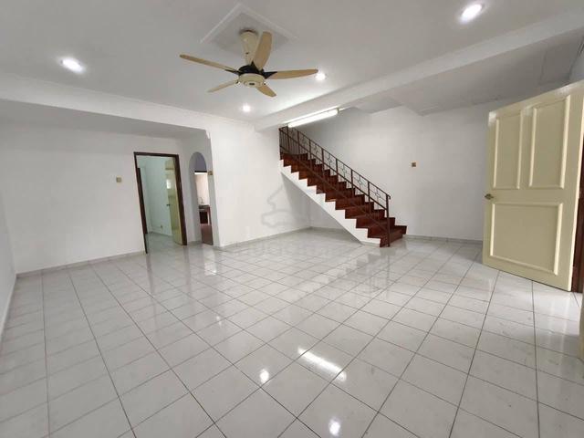 (Full Loan) Bercham Pakatan Jaya Renovated Double Storey House 1