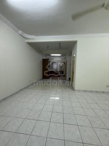[Below Market Value] 20x70 Bandar Botanic Klang 2 Storey House 4r3b 1