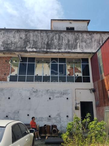 2 half semi detached warehouse rent kilang light industry sewa 1