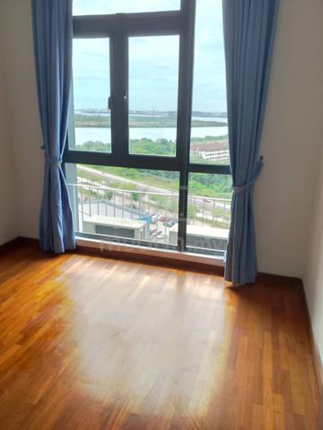 Crescent Bay Suites 1