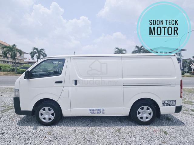 2017 Toyota HIACE 2.5 KDH200R ENHANCED (M) - 3