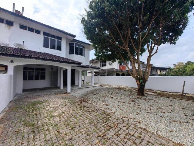 For Rent Ulu Tiram Double Storey Semi-D House , 5 Bedrooms 1
