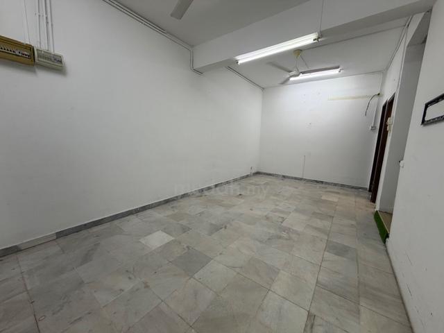 Sri Damansara 2sty corner unit 1