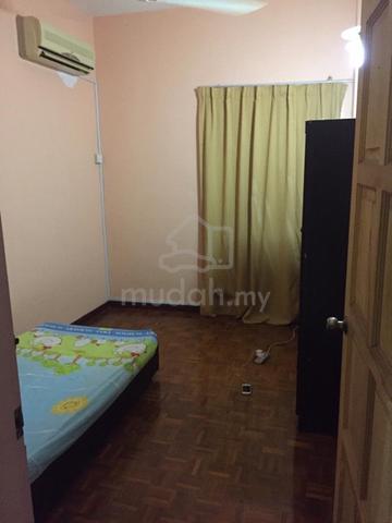 Room to rent near Infineon and Texas instrument batu berendam melaka 1
